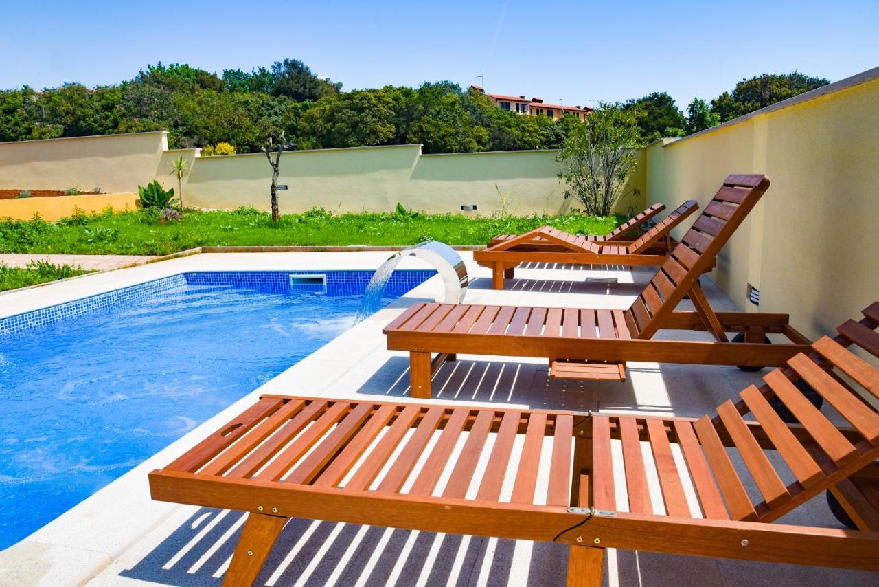Holiday Home - Istrian Dream With Swimming Pool Peroj Exteriér fotografie