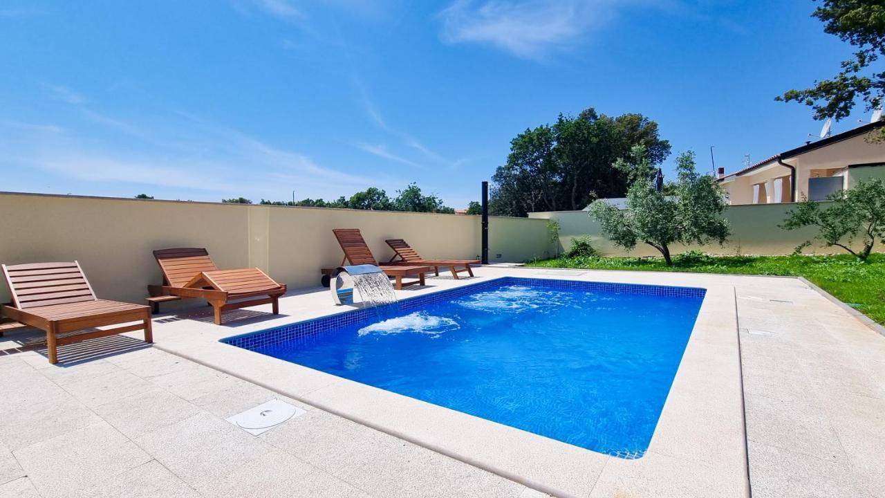 Holiday Home - Istrian Dream With Swimming Pool Peroj Exteriér fotografie